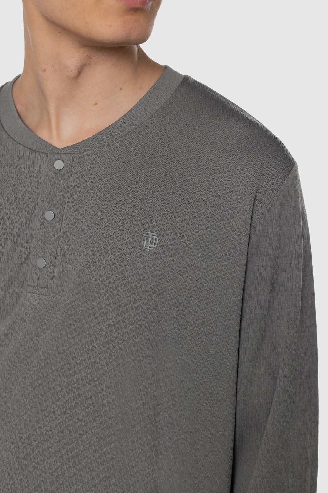 Snap Henley